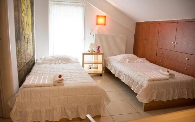 Cozy Maisonette