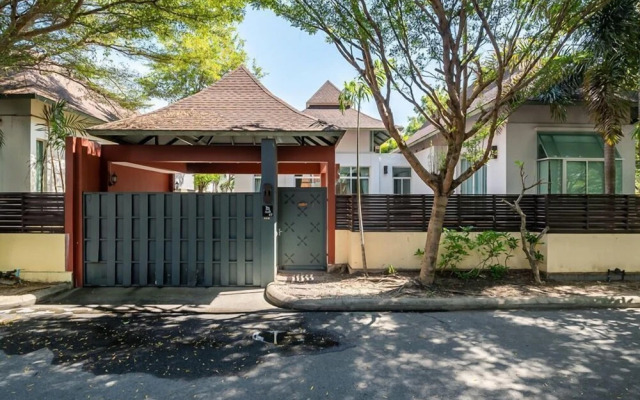 AnB Pool Villa 2BR Red in Pattaya