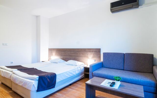 Admiral Plaza Hotel
