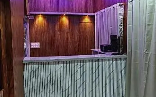 V R S Deluxe Dormitory