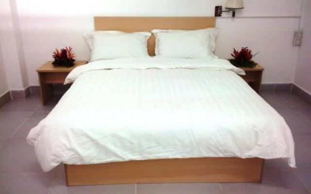 Airlines Business Hotel