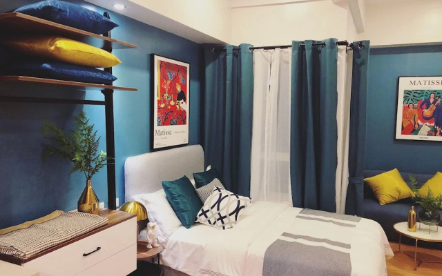 I Suites Hotel