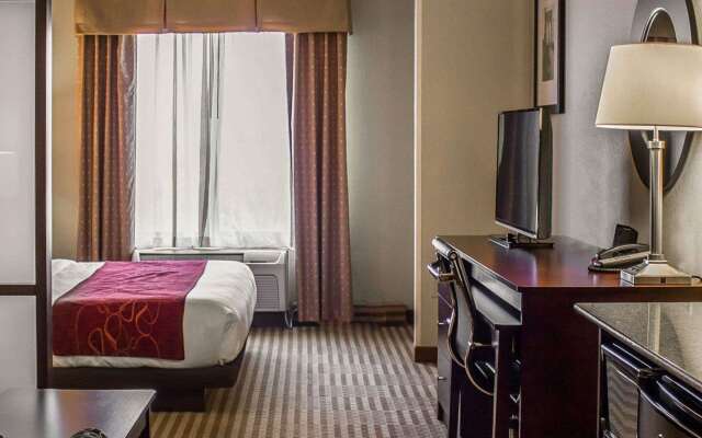 Comfort Suites Columbus East Broad