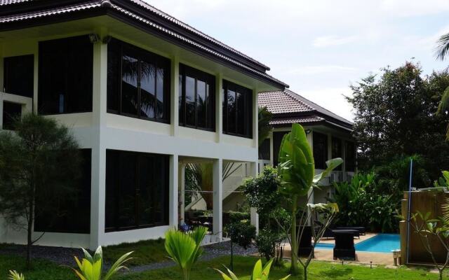 Twin Villas Apartment and Swimming Pool