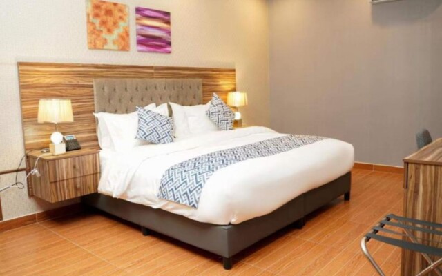 Palette Luxury Credit Hotel