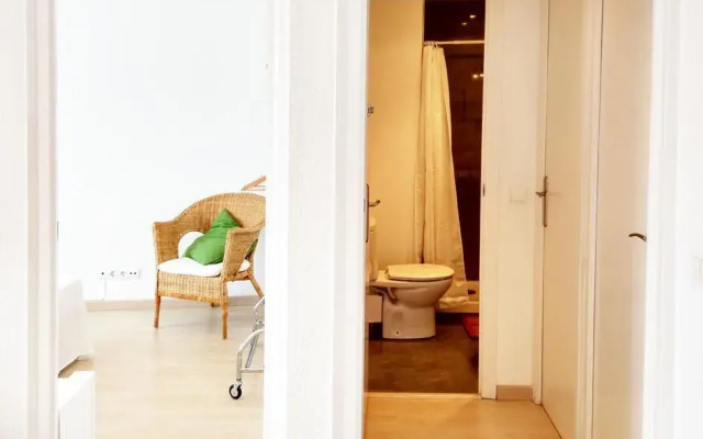 White Mediterranean Apartment