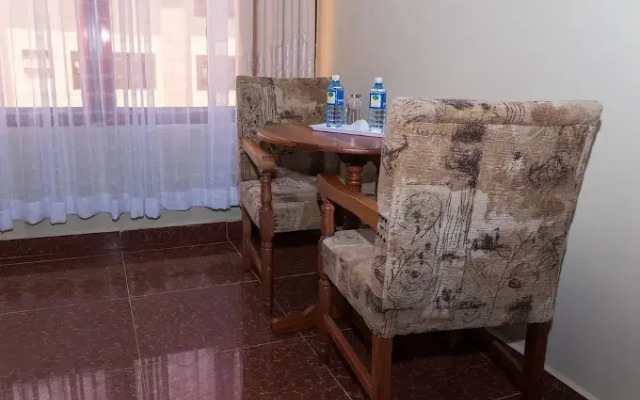 Maxland Hotel