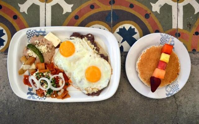 Del Carmen Concept Hotel