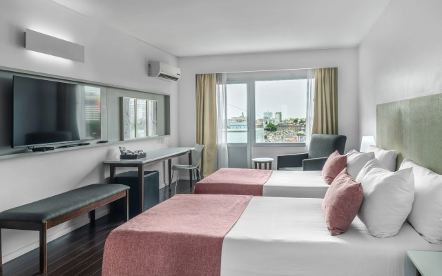 Dazzler by Wyndham Buenos Aires Recoleta