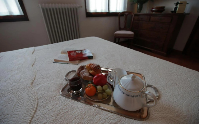 S. Spirito Studio Flat