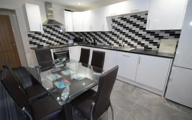 Marine Apartment
