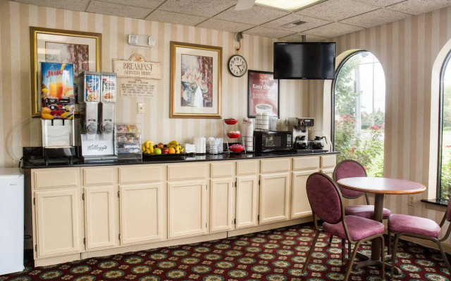Studios & Suites 4 Less Chesapeake