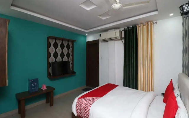 Landmark 3 By OYO Rooms