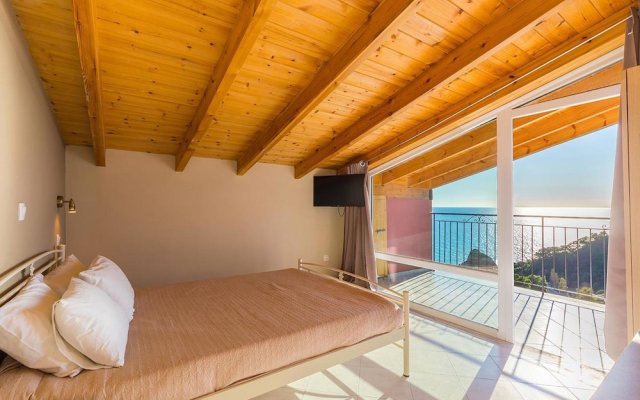 "luxury Loft Apartment With Pool - Pelekas Beach, Corfu"