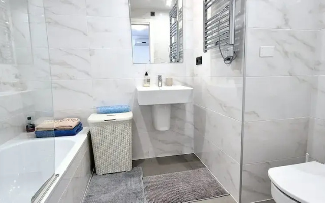 Bright Apartment in La Zenia for 4