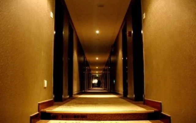 Jinyi Chain Hotel Hohhot Zhandong Road Moore City