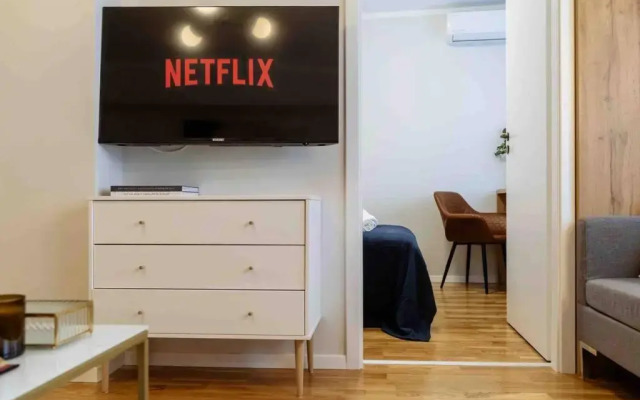 Stunning Views 2BR Intercontinental Flat