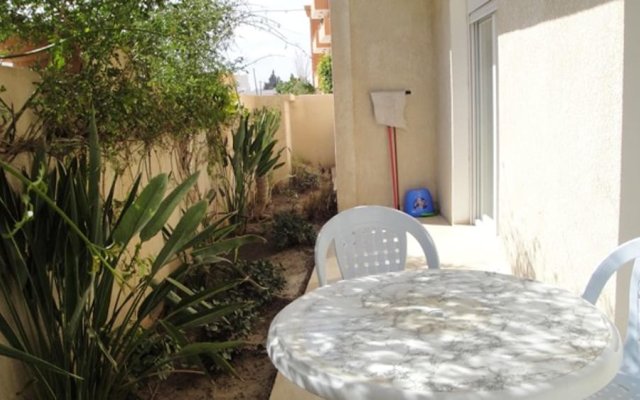 Apartment With 2 Bedrooms in Port El Kantaoui, With Pool Access, Enclo
