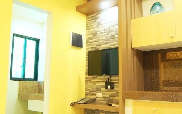 Marton Suites