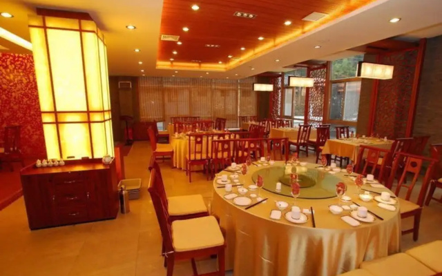Lin An He Run Shi Jia Resort