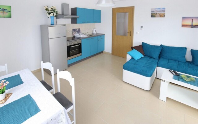 Beautiful Apartment in Sukosan With Wifi and 2 Bedrooms