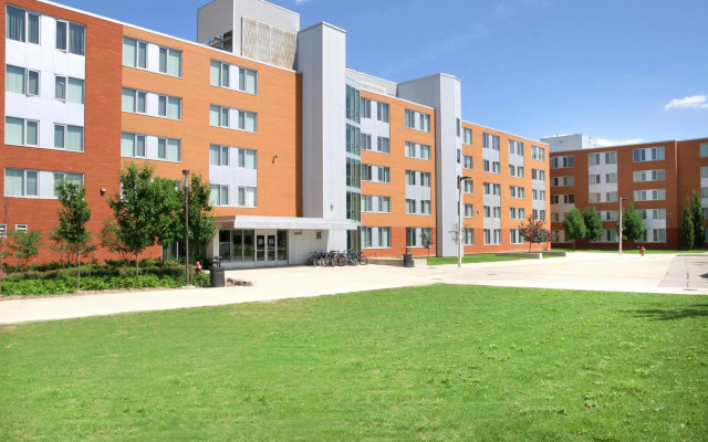 Residence & Conference Centre - Brampton