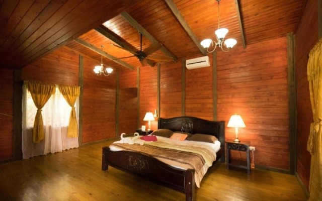 Blue River Resort & Hot Springs