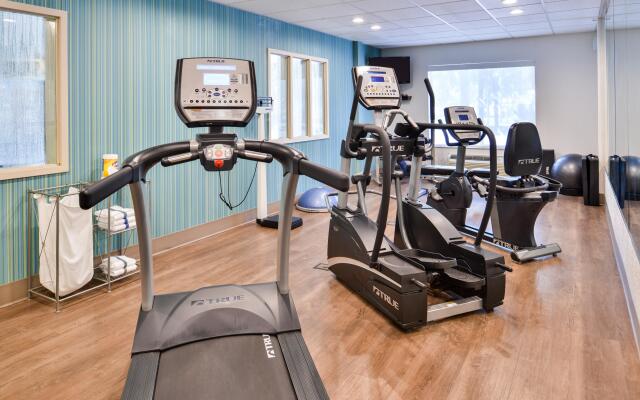 Holiday Inn Express & Suites Lacey – Olympia by IHG