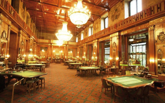 Star-Apart Hansa Hotel