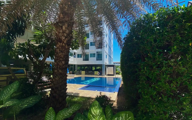 Beach 7 Condo by GrandisVillas