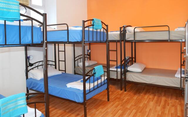 Mr. Hostel Baku