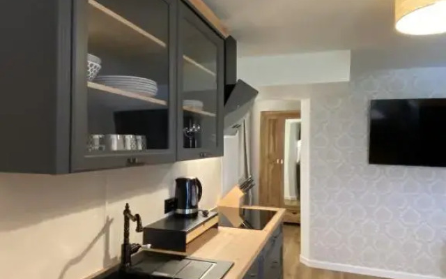 Ami's House Castle View