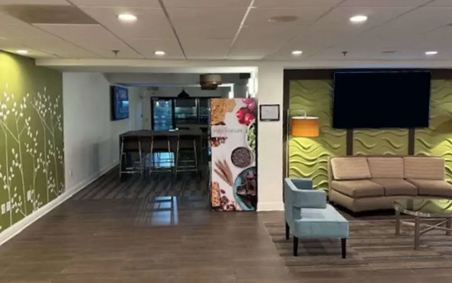 Hampton Inn Memphis I-240 Thousand Oaks
