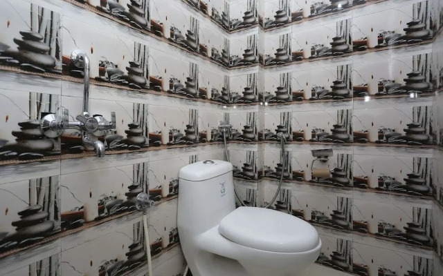 Sumanglam Homestay by OYO Rooms