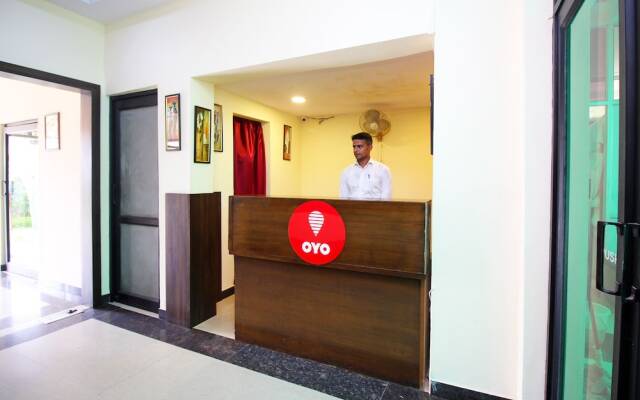 OYO 9189 Hotel Garden Villa
