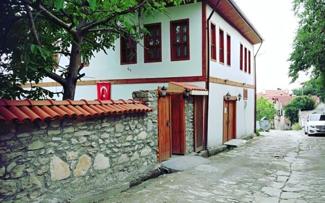 Melek Hanim Konagi