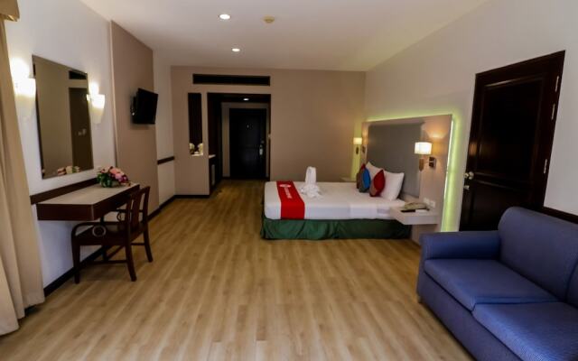 NIDA Rooms Phuket Marina Rose