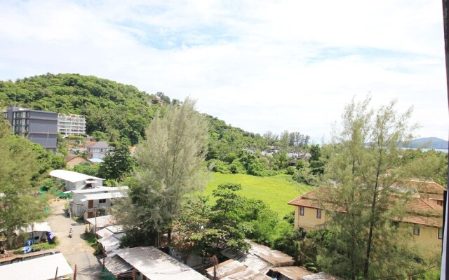 Ideal 1 Bed Apartment at Surin Beach