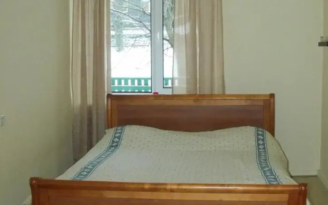 Roosikrantsi 8 City Center Apartment