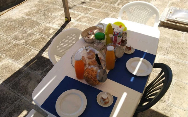 Room in Guest Room - Private Room and Breakfast