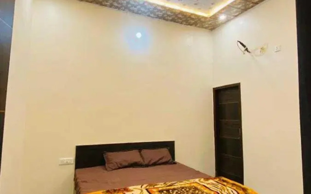OYO 80689K Jannat Guest House
