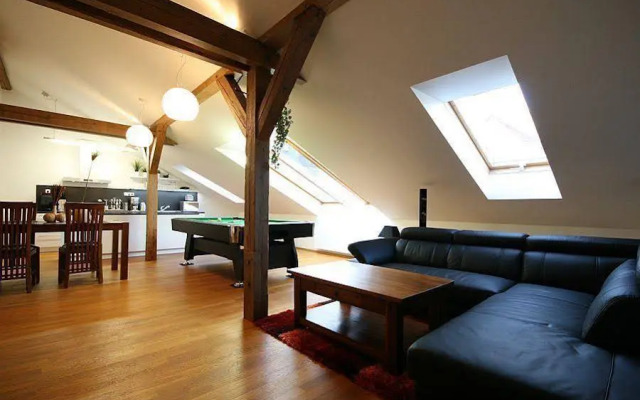 Apartment Attic Klimentska