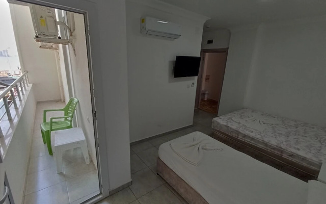 Hotel Yaka Inn