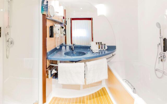 Novotel Suites Geneve Aeroport