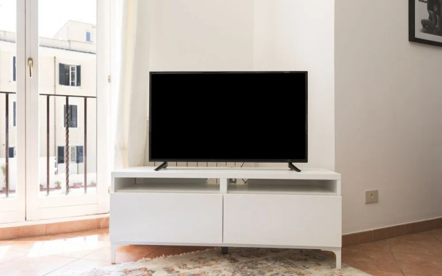 Modern 2BR in San Pietro / Vaticano by Sonder