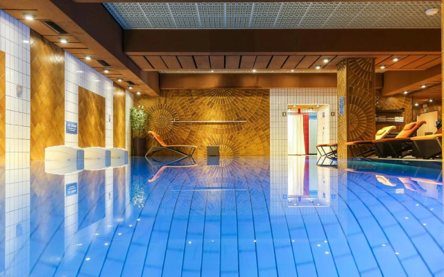 Le Royal Hotels & Resorts