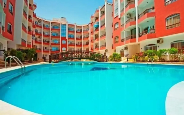 Apartment in Desert Pearl Resort