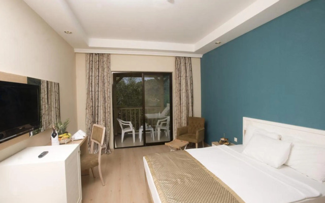 Green Bay Resort & Spa