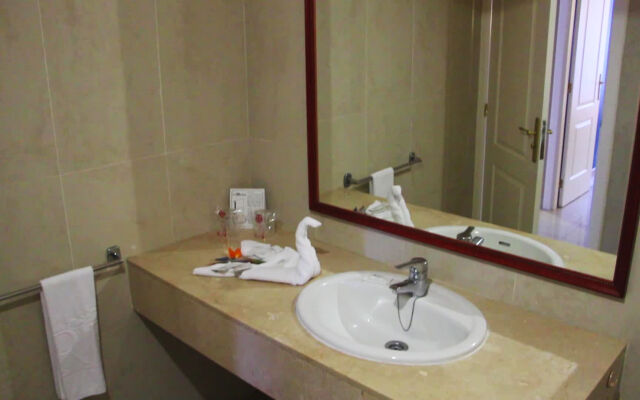 Hotel Spa La Quinta Park Suites