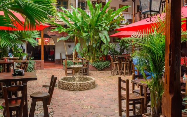 Hosteria Colonial